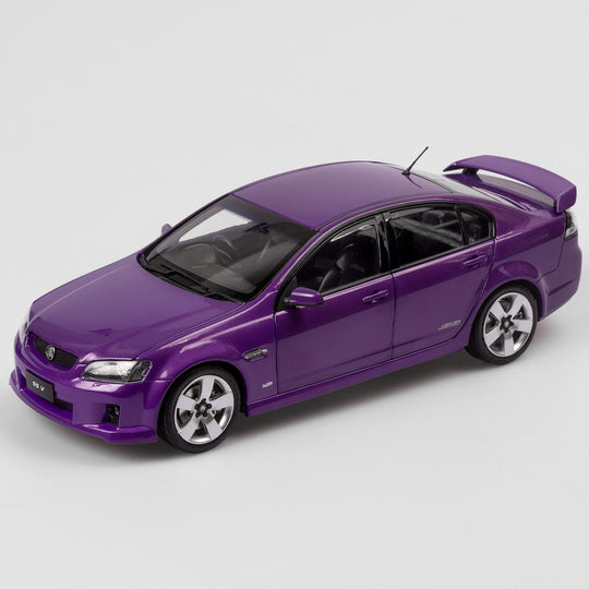 1:18 Holden VE Commodore SS V - Morpheus