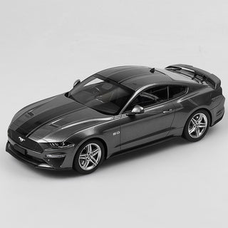 1:18 Ford Mustang GT Fastback - Carbonized Grey